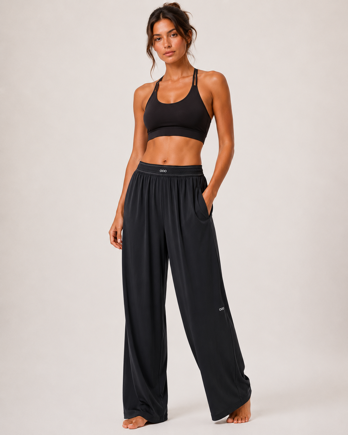 Atmungsaktive weite Hose mit geradem Bein