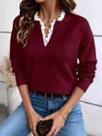 Klara | Eleganter Pullover mit Spitzenausschnitt